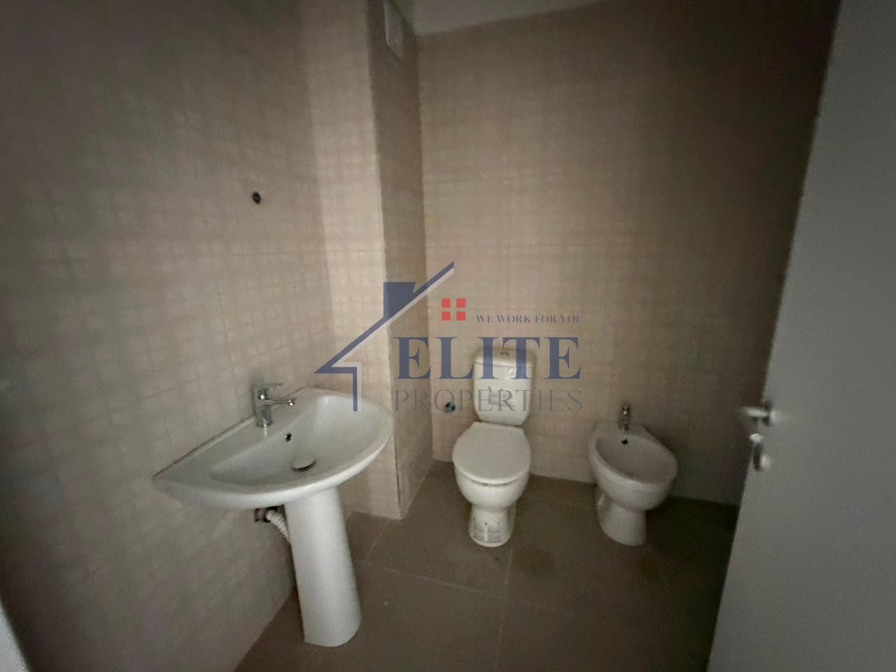 Shehu Paskuqan, apartament 2+1 në shitje