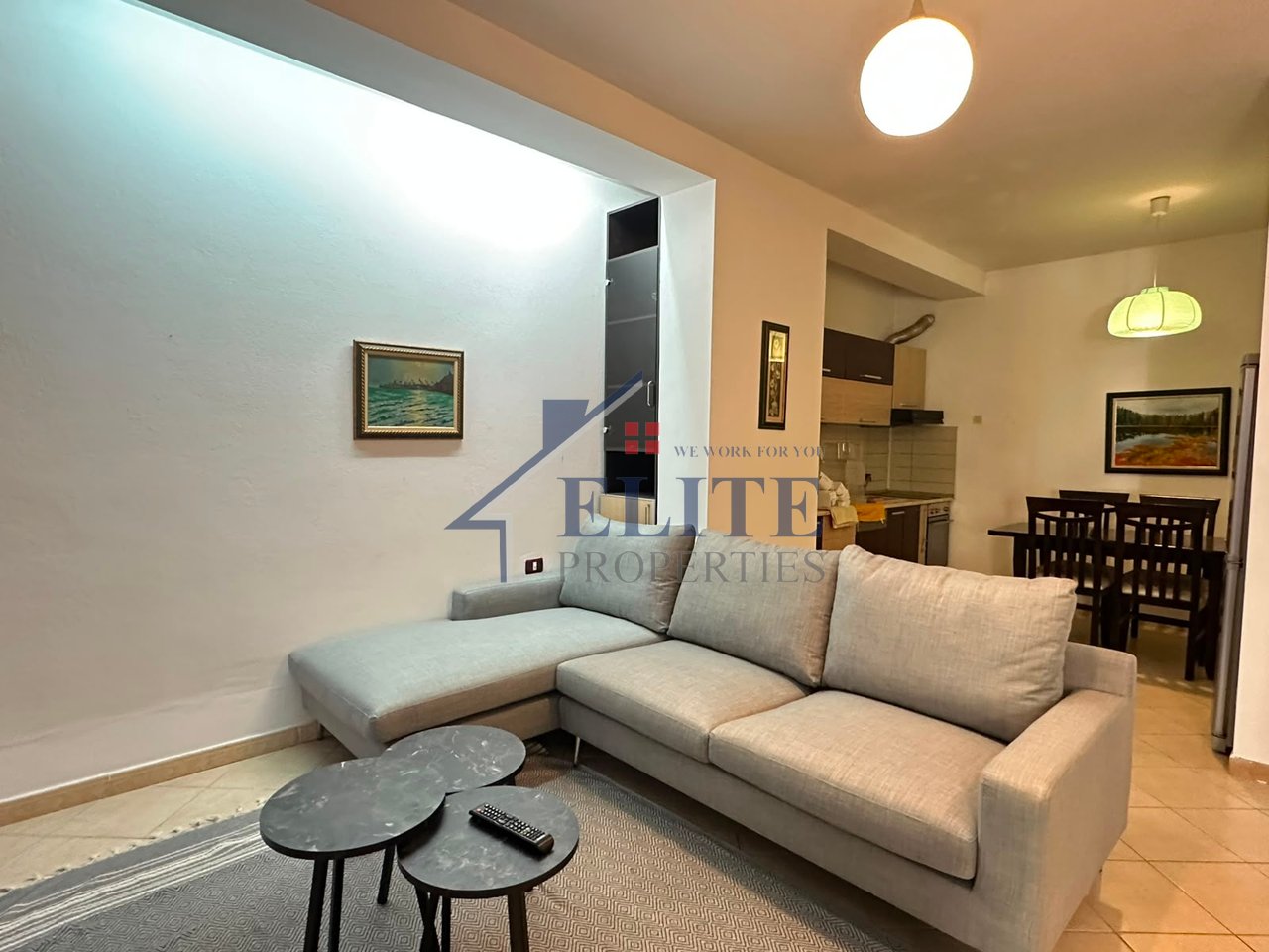 Bllok, apartament 1+1 me qira – pranë Xheko Imperial