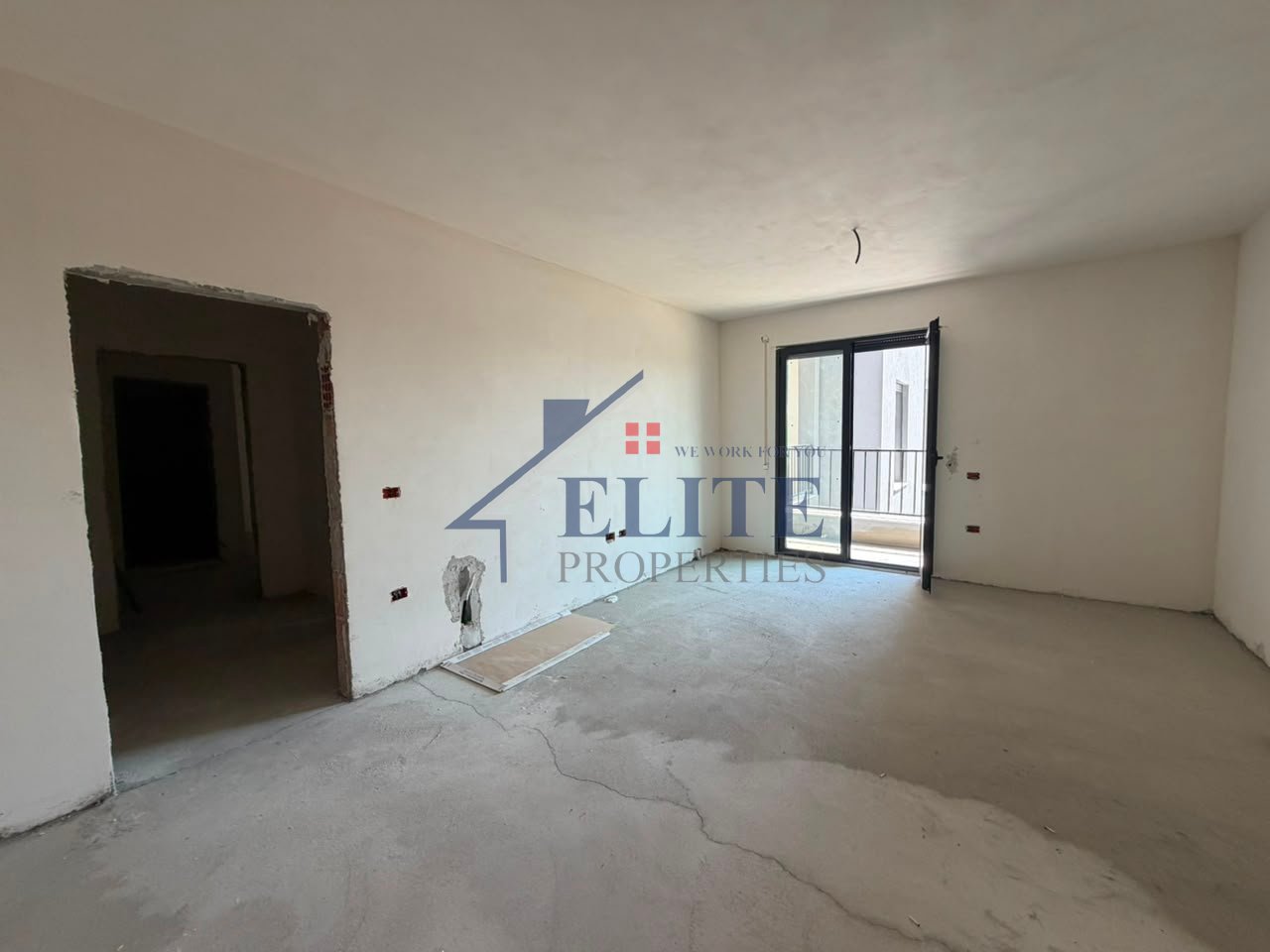 Color Splash Paskuqan – 2+1 apartment for sale