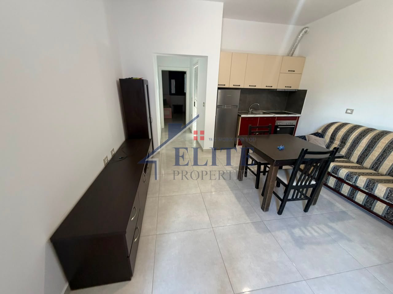 Near the mosque in Yrshek, 1+1 apartment for rent