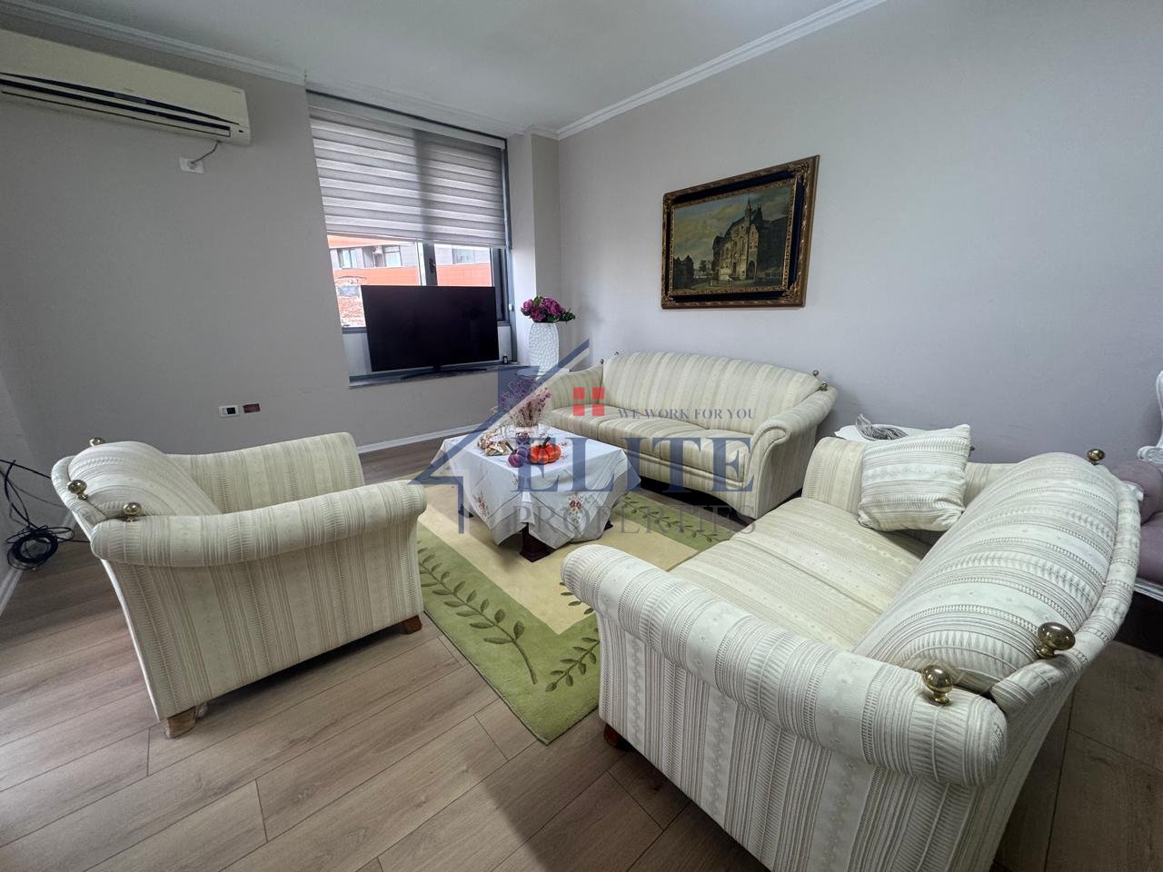 Opposite the Parliament, 2+1 apartment for rent