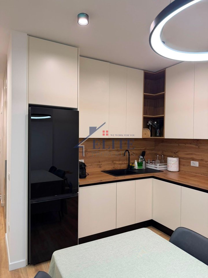 Pazari i Ri, apartment 1+1 for rent