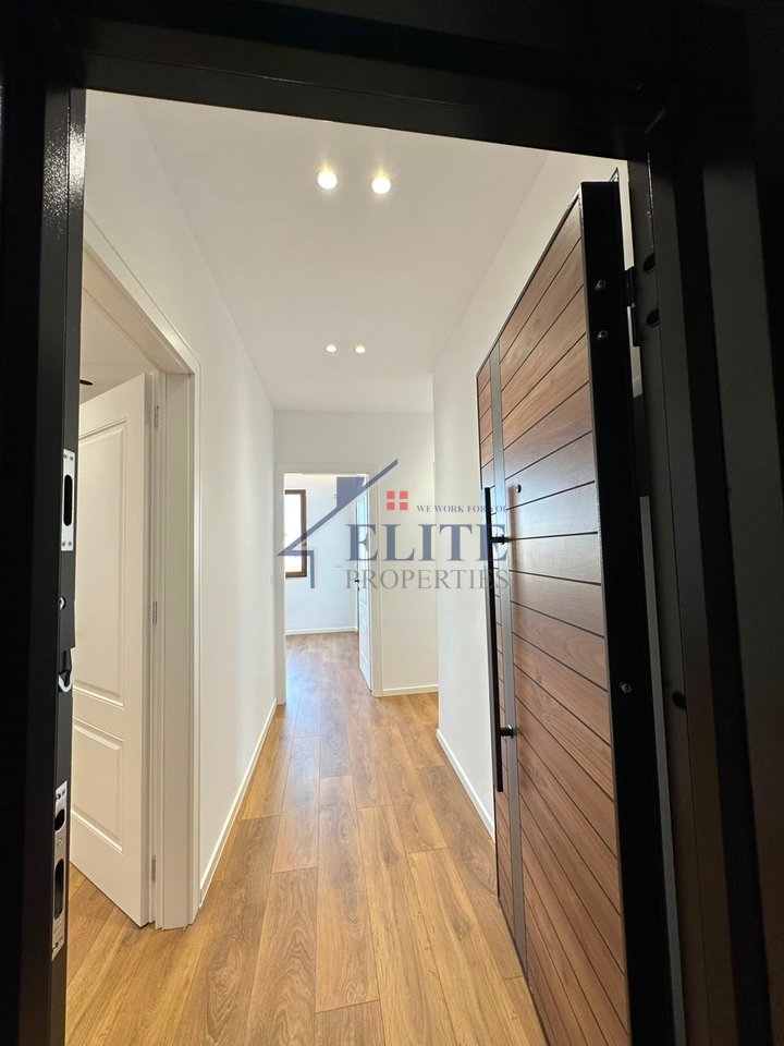 Pranë Urës së Nisharaku, apartament 2+1 në shitje
