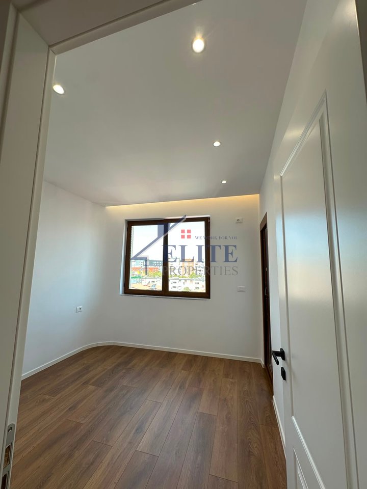 Pranë Urës së Nisharaku, apartament 2+1 në shitje