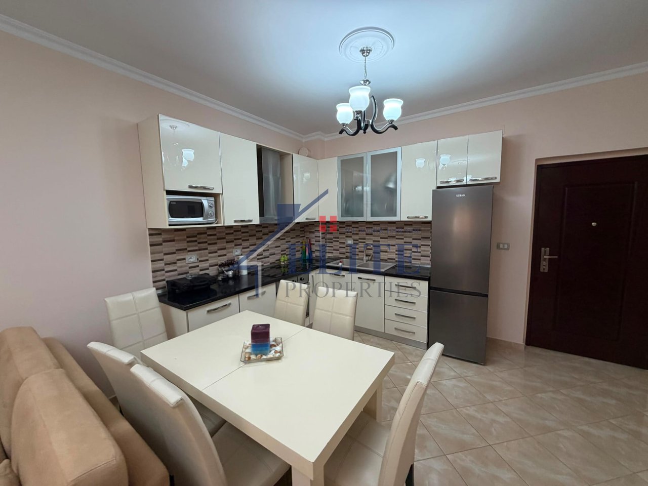 Ismail Qemali Boulevard, 2+1 apartment for rent – Vlorë