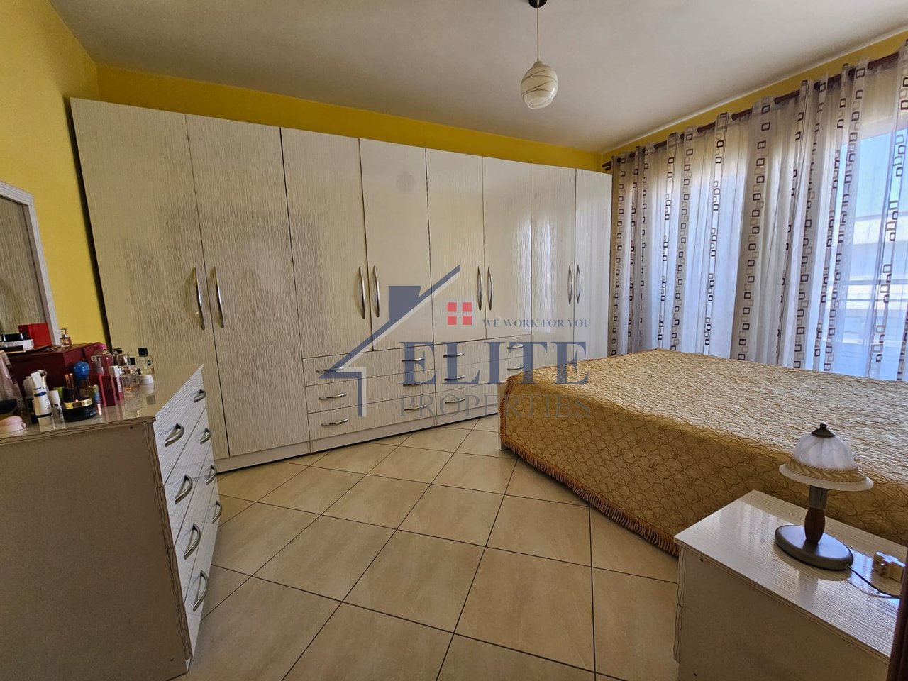 Paris municipality, near Kristal Center 2+1 apartment for sale