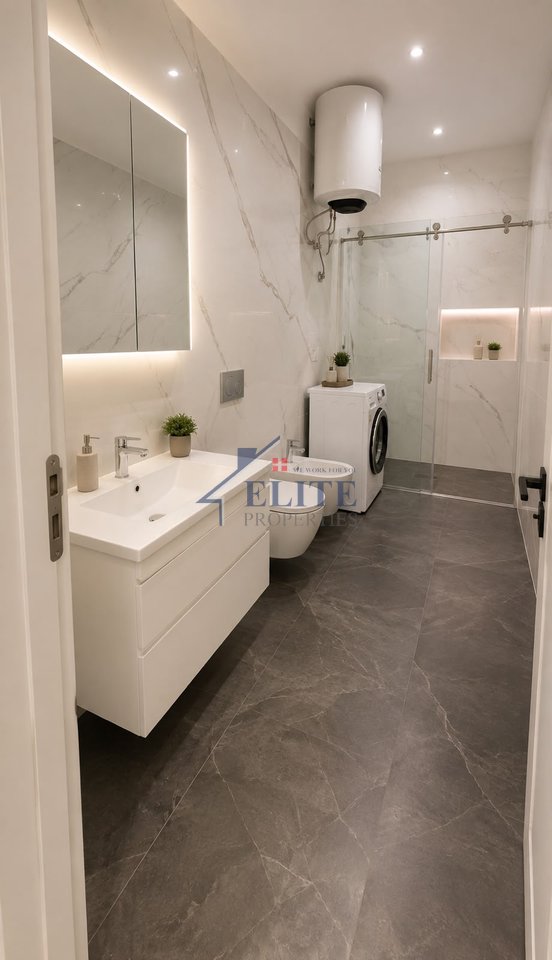 Vlorë, appartamento 1+1 in vendita – Lungomare