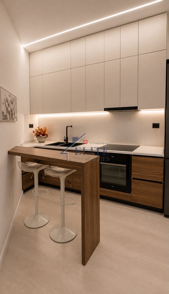 Vlorë, appartamento 1+1 in vendita – Lungomare