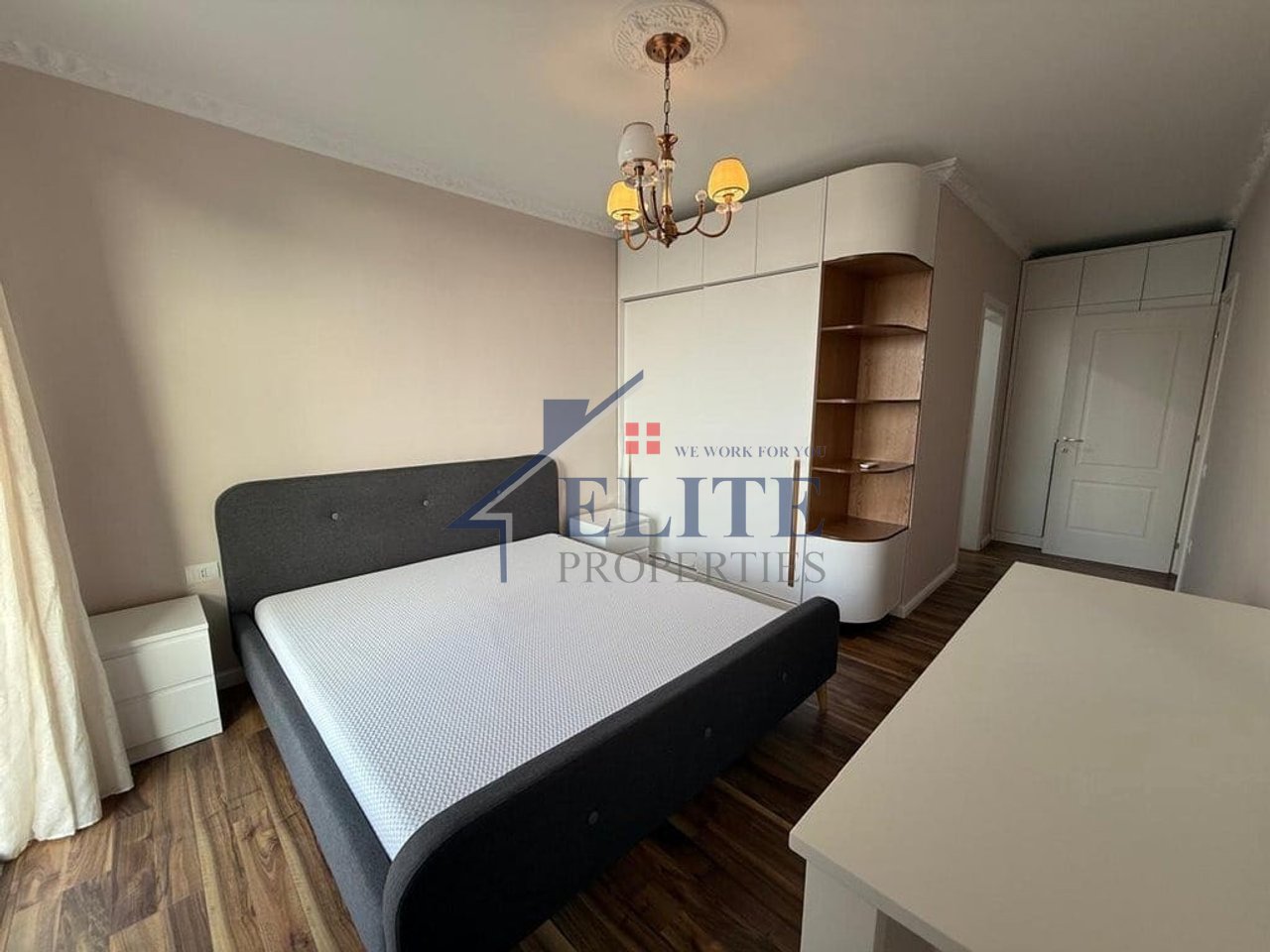 Liqeni i Thatë, apartament 2+1+2 në shitje