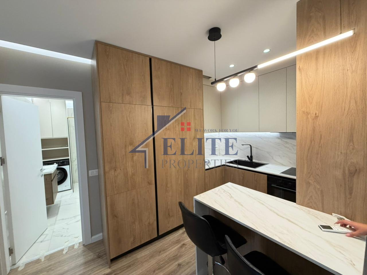 E-88 Kompleks , apartament 1+1 me qera - Rruga Dritan Hoxha