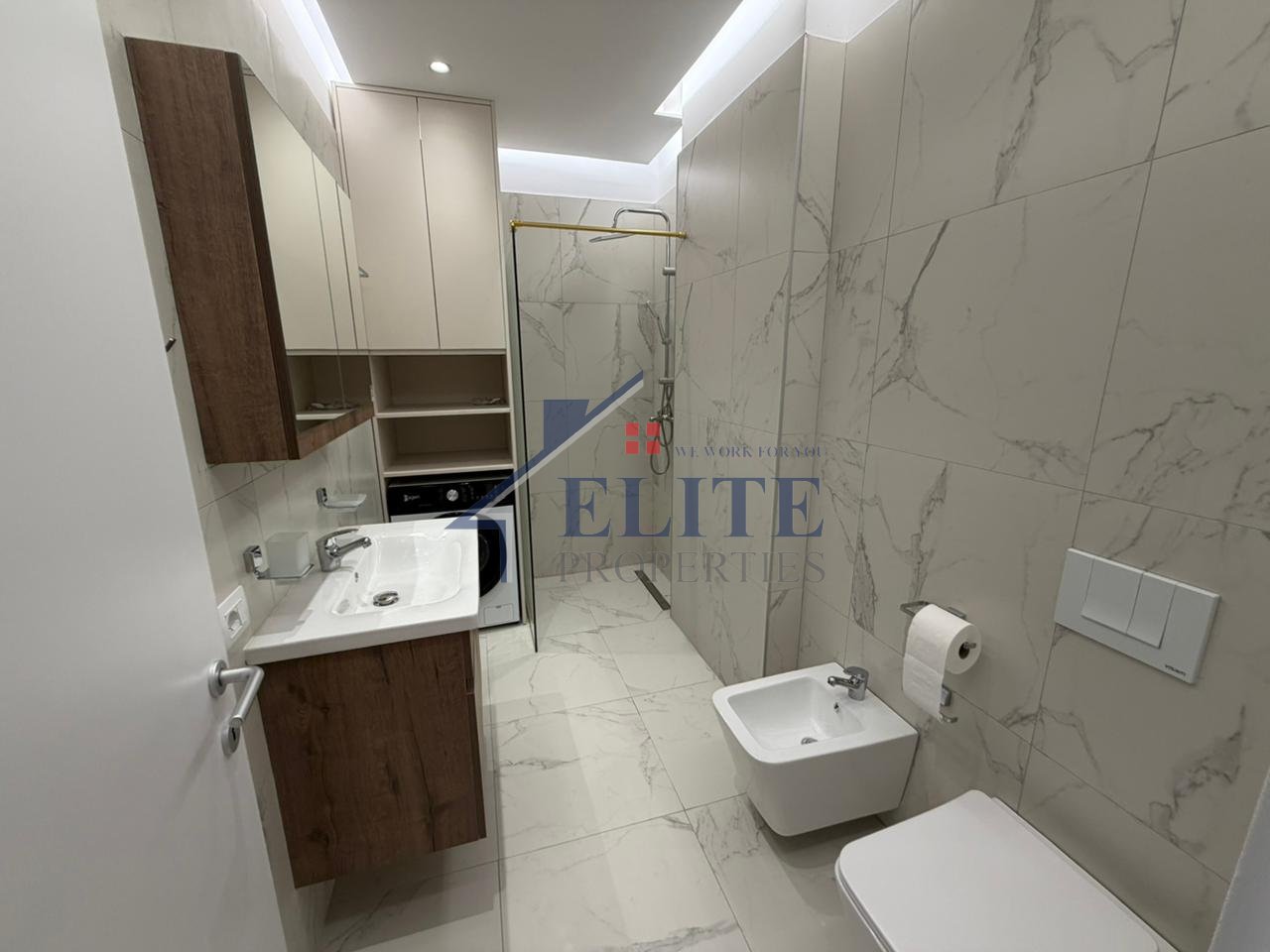 E-88 Kompleks , apartament 1+1 me qera - Rruga Dritan Hoxha