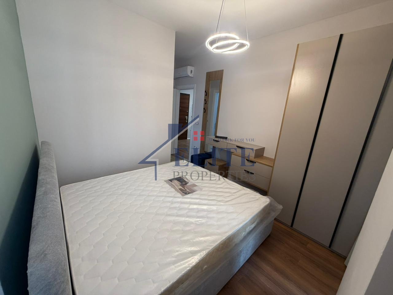 Aura Kompleks ,apartament 2+1+2 me qira - Rruga Dritan Hoxha