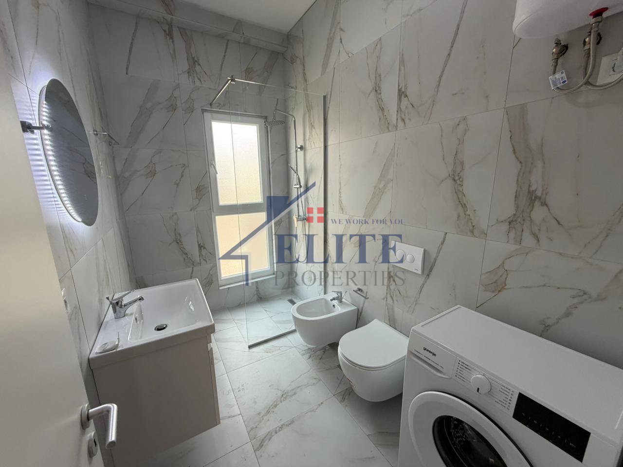 Rruga Dritan Hoxha – jepet apartament 2+1+2 me qira, Kompleksi Aura
