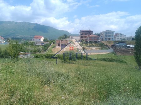 Farkë, terreno in vendita