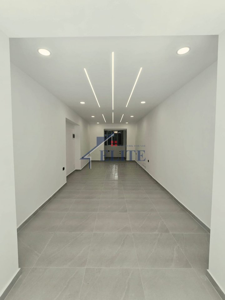 Opposite the New Maternity, shop for rent