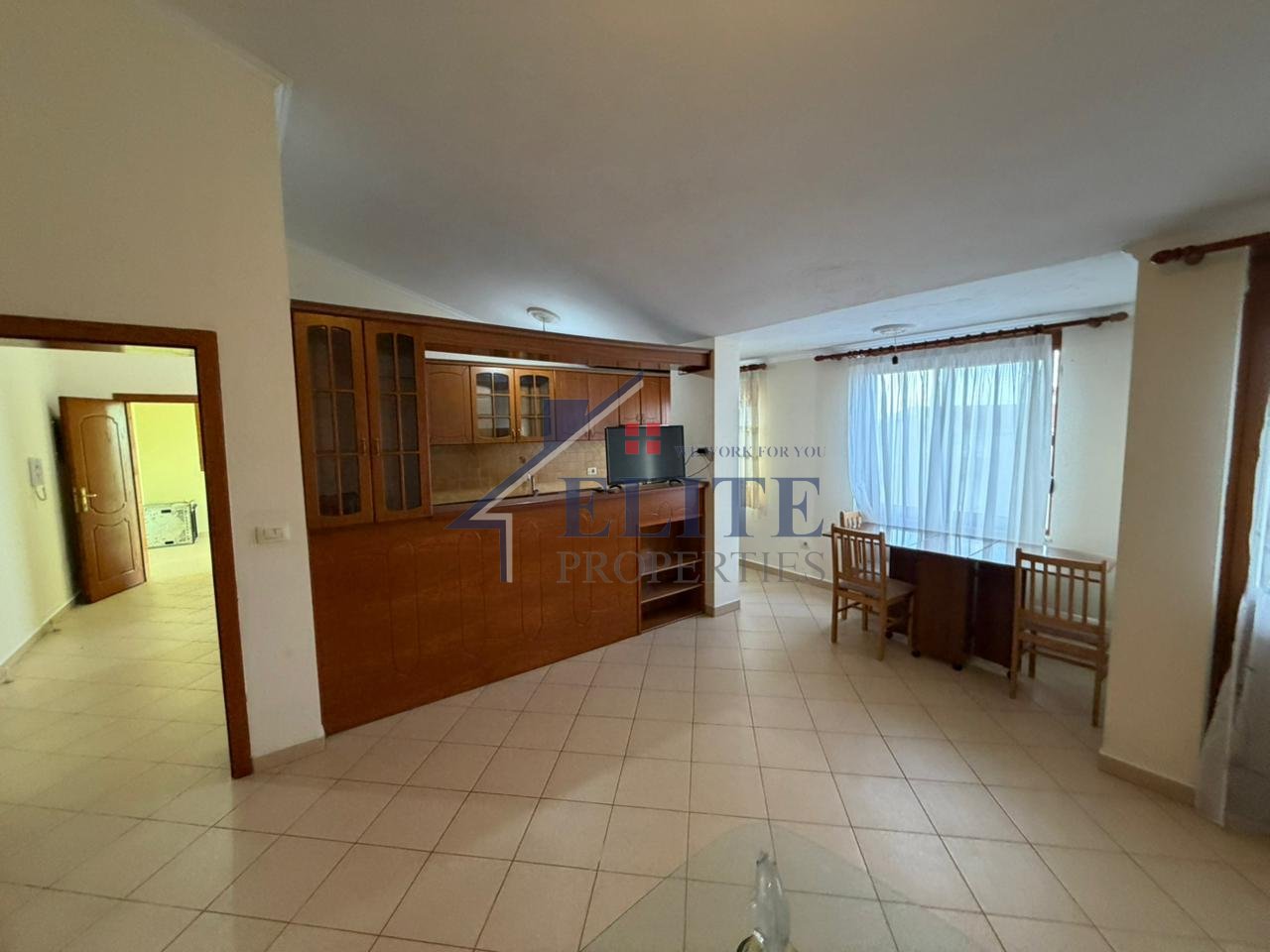 Apartament 2+1 me qera pranë Depove të Ujit – Rruga “Bajram Allaraj”