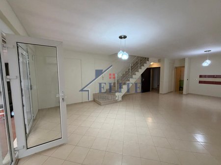 Kodra e Diellit 1, dubleks ne shitje