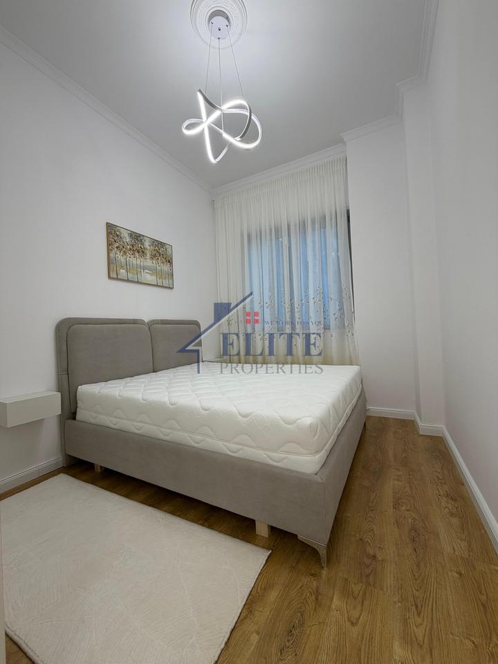 Vila L Astir, apartament 2+1 në shitje