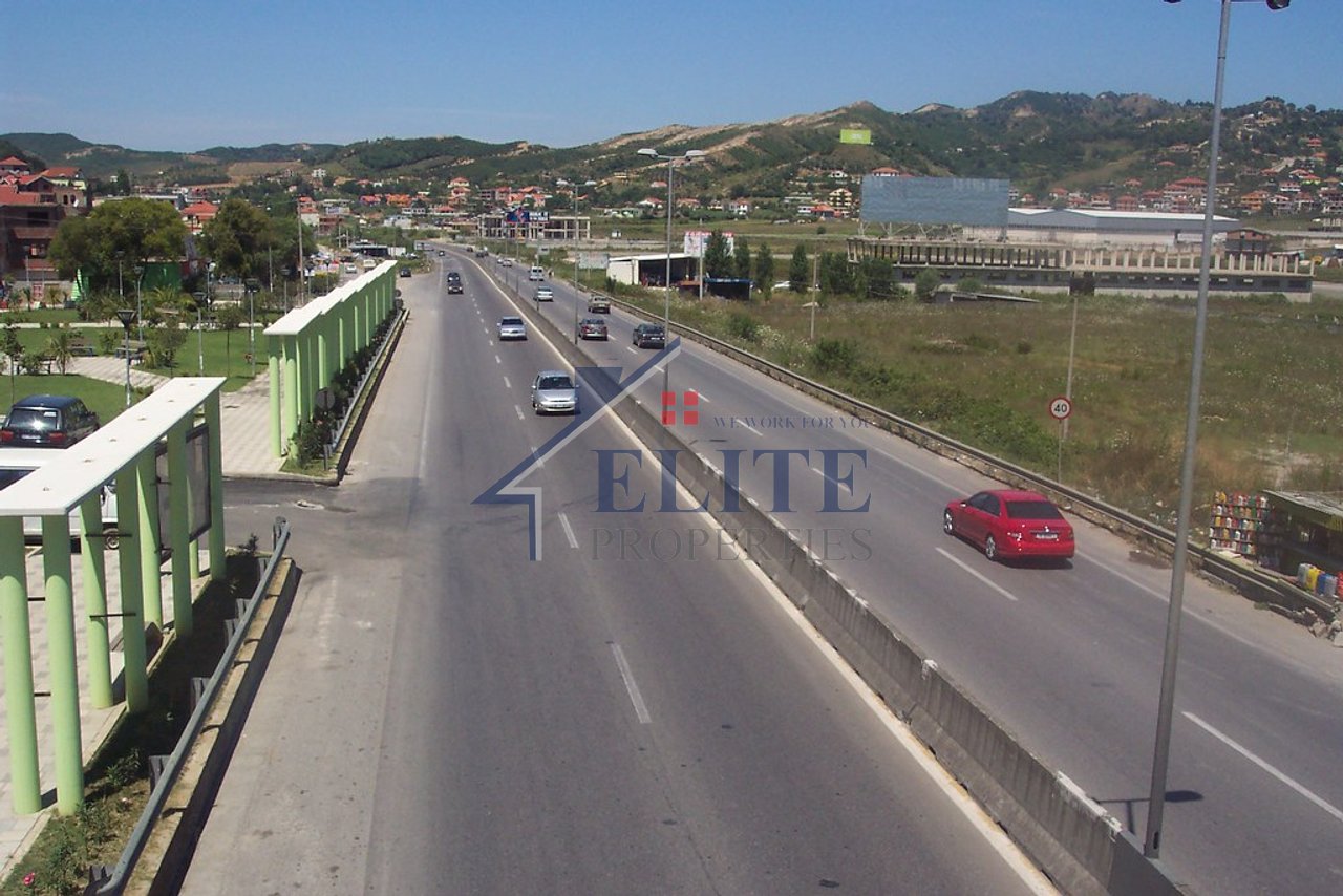 Vorë, tokë në shitje