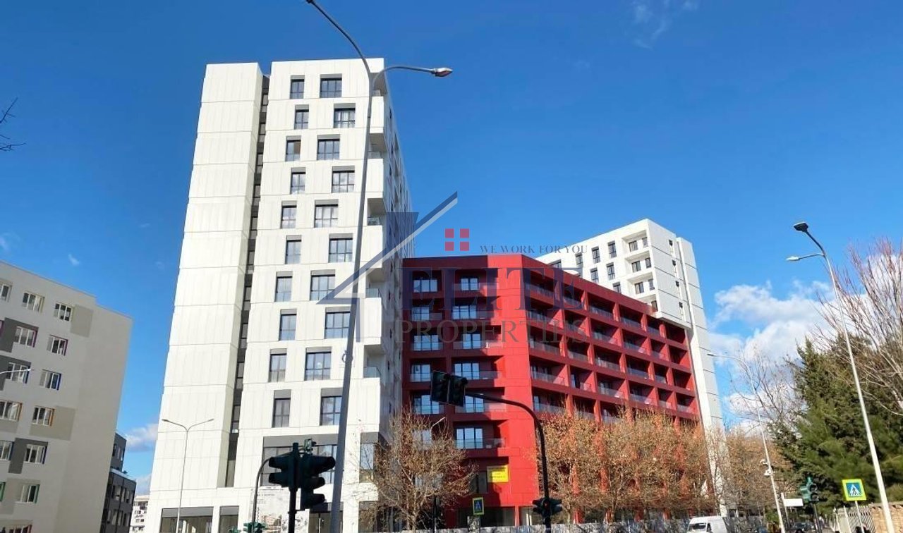 Farmacia 10 - apartament 2+1 me qira për zyra