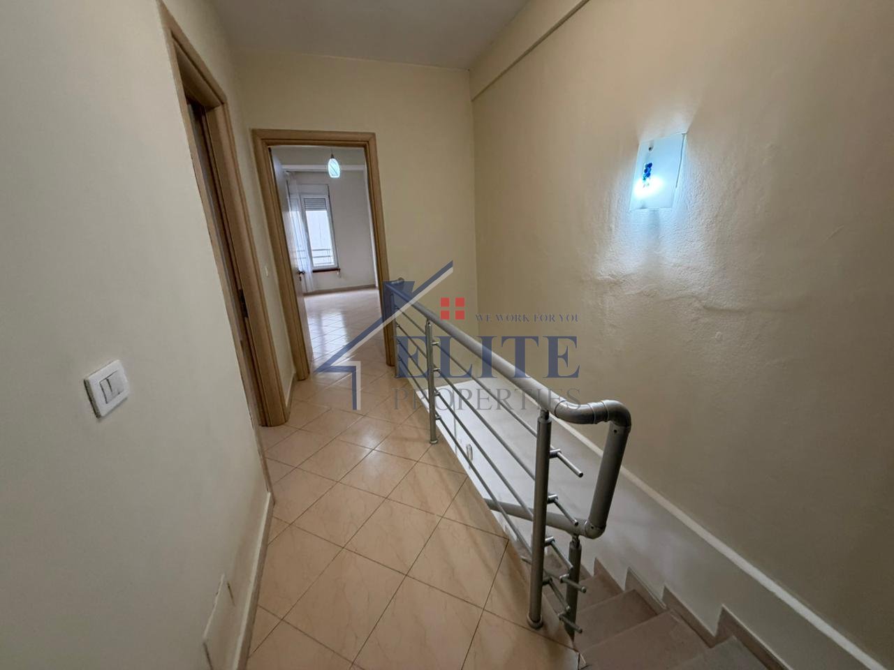 Kodra e Diellit 1, dubleks ne shitje