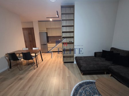Foleja e Gjelber, apartament 2+1+2 me qira