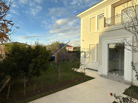Luxury Villa for sale in the "Rolling Hills" residence – Lundër, Tirana