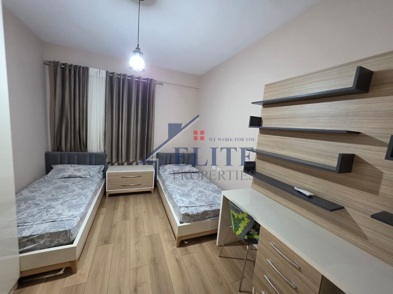 Foleja e Gjelber, apartament 2+1+2 me qira