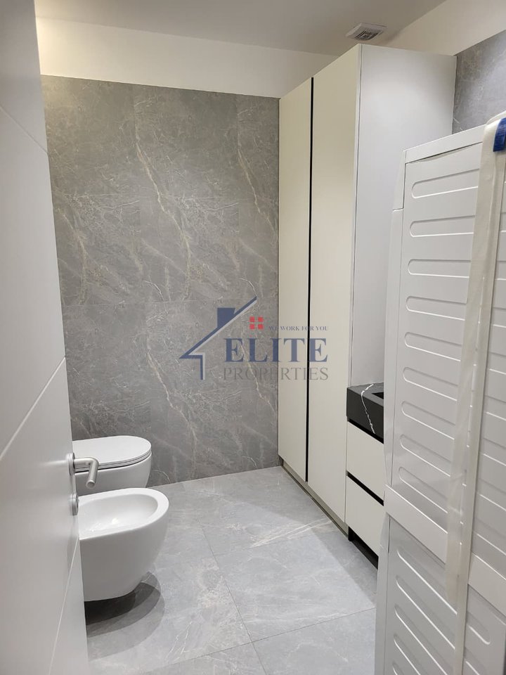 Pranë Ministrisë së Jashtme - apartament 2+1 me qira