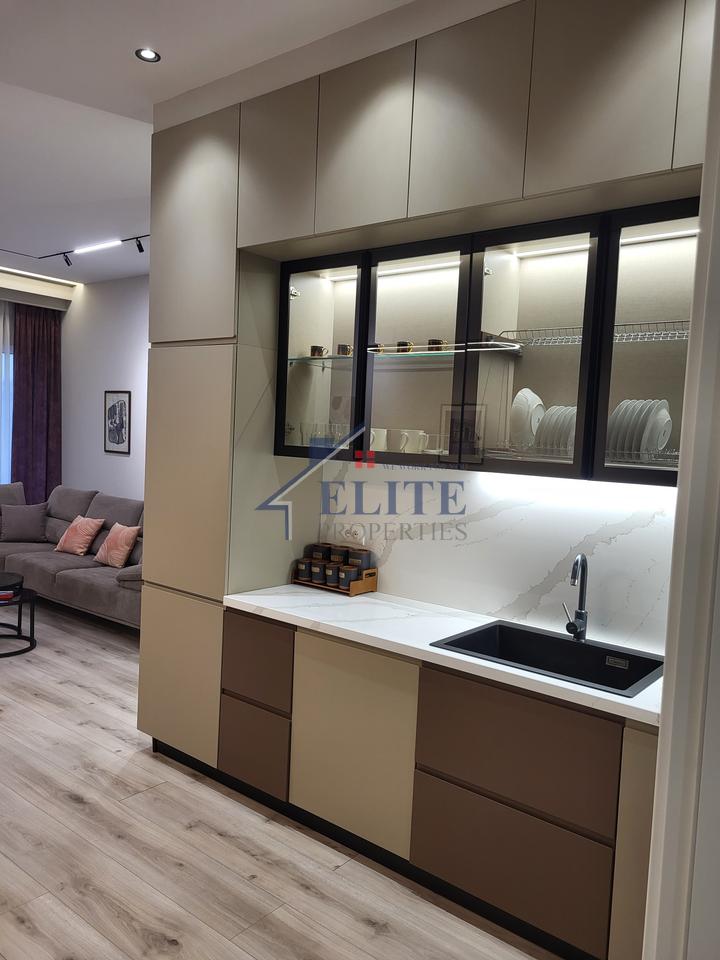 Pranë Ministrisë së Jashtme - apartament 2+1 me qira