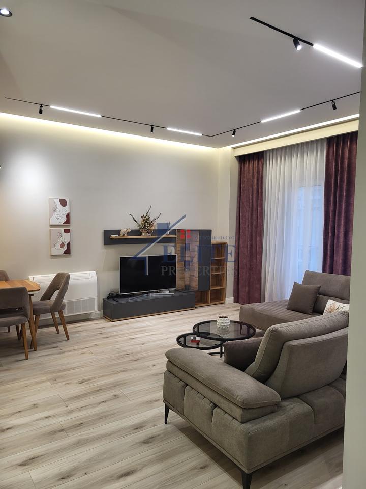 Pranë Ministrisë së Jashtme - apartament 2+1 me qira