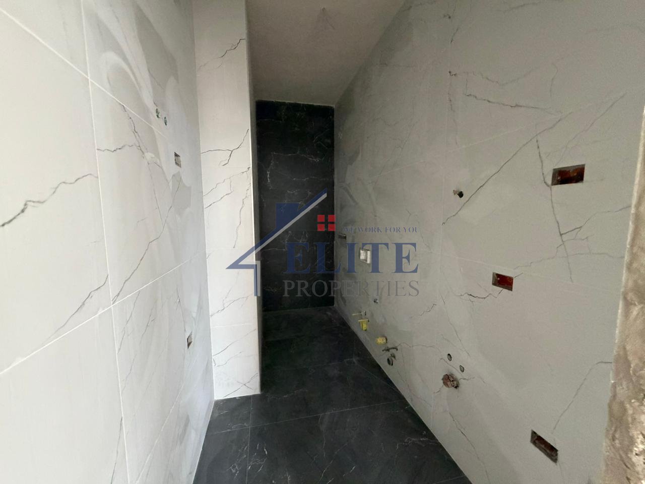 Ish Fusha e Aviacionit, apartament 2+1 në shitje