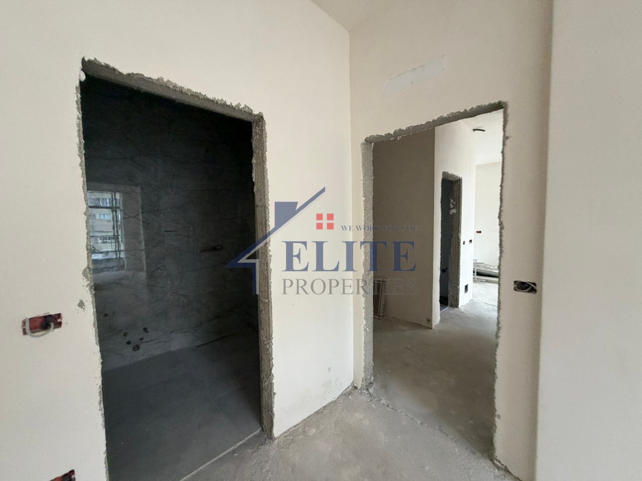 Ish Fusha e Aviacionit, apartament 2+1 në shitje