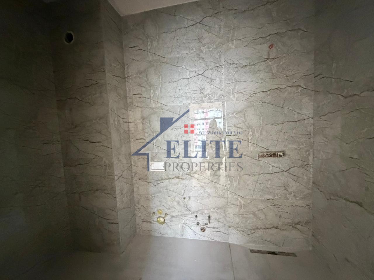 Ish Fusha e Aviacionit, apartament 2+1 në shitje