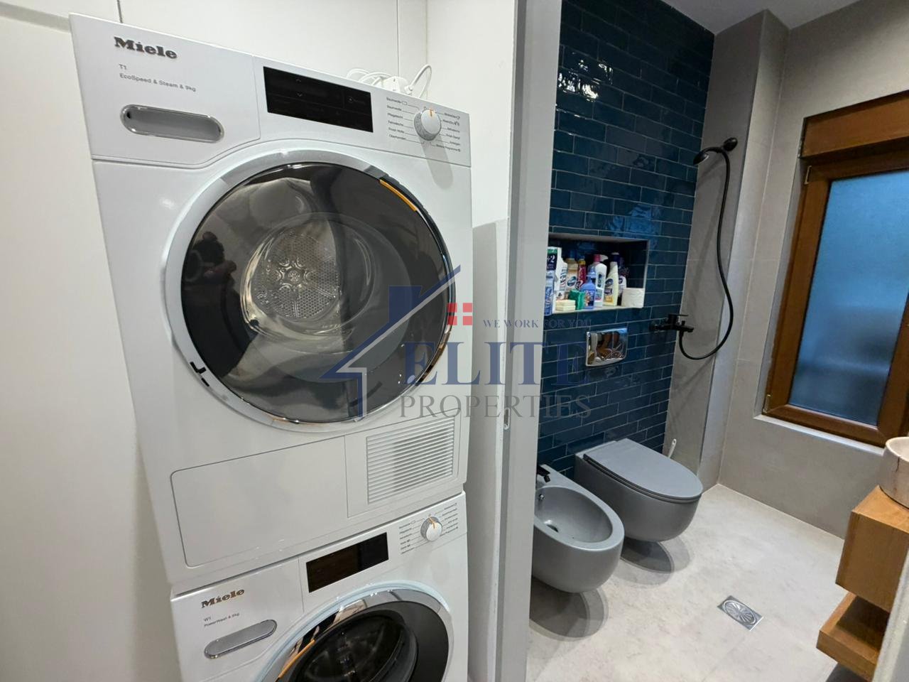 Pranë Teg-ut, vilë me qira