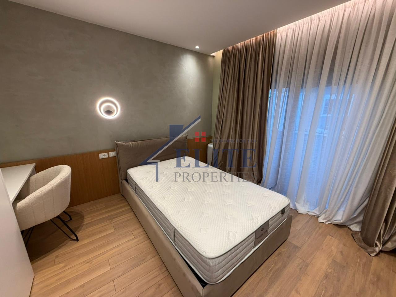 Pranë Teg-ut, vilë me qira