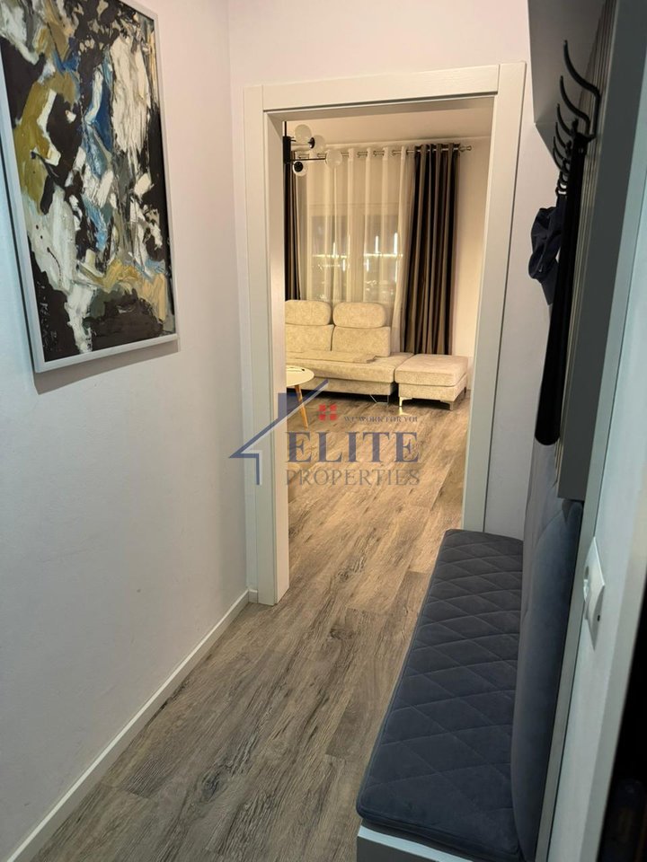 Train Station - Two bedroom apartment for rent