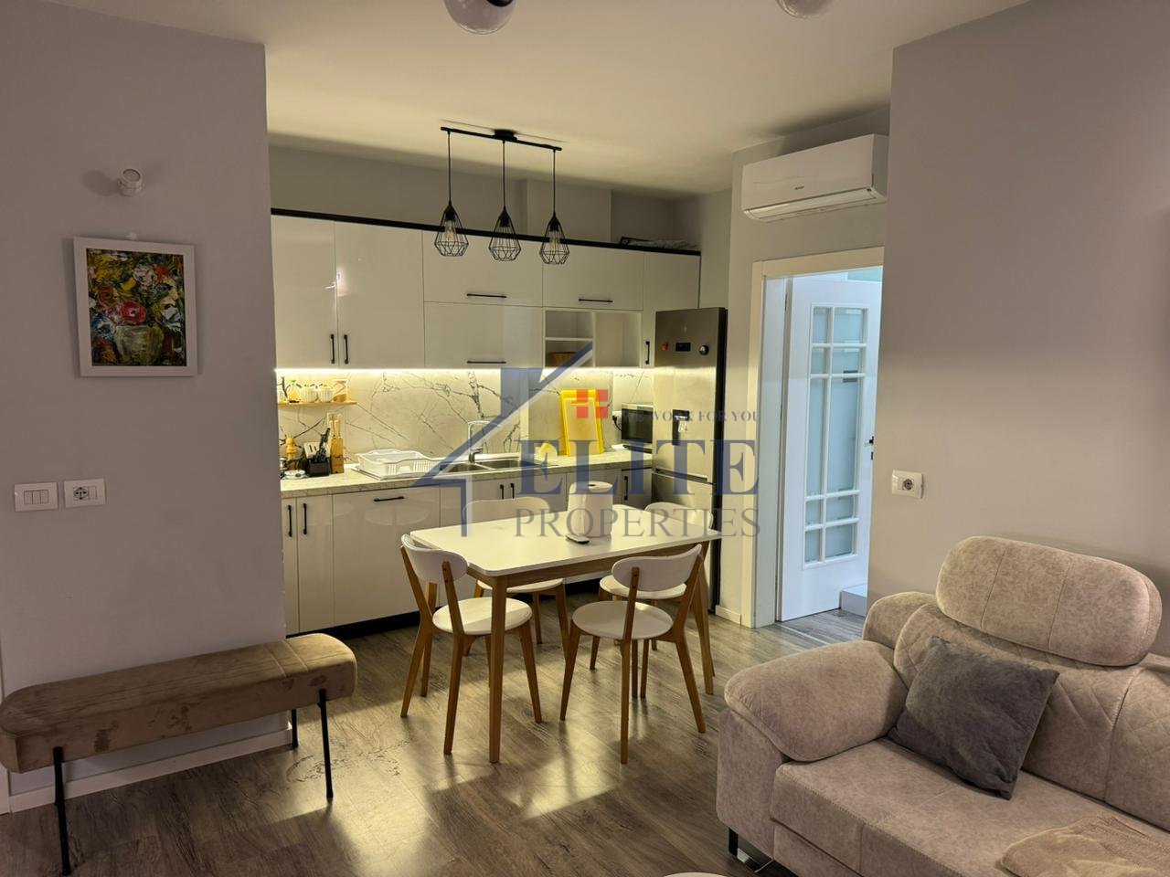 Train Station - Two bedroom apartment for rent