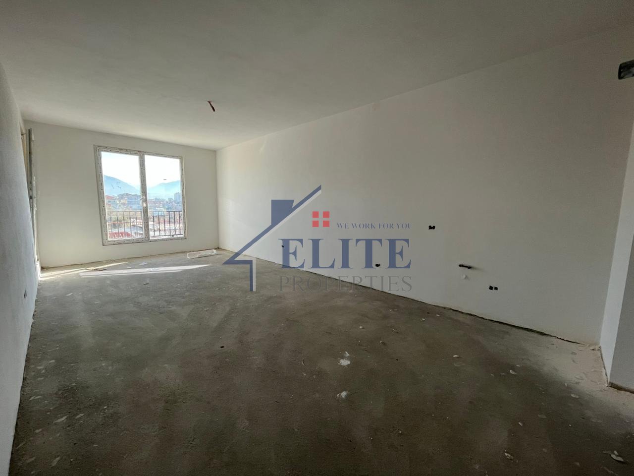 Kamez, appartamento 2+1 in vendita