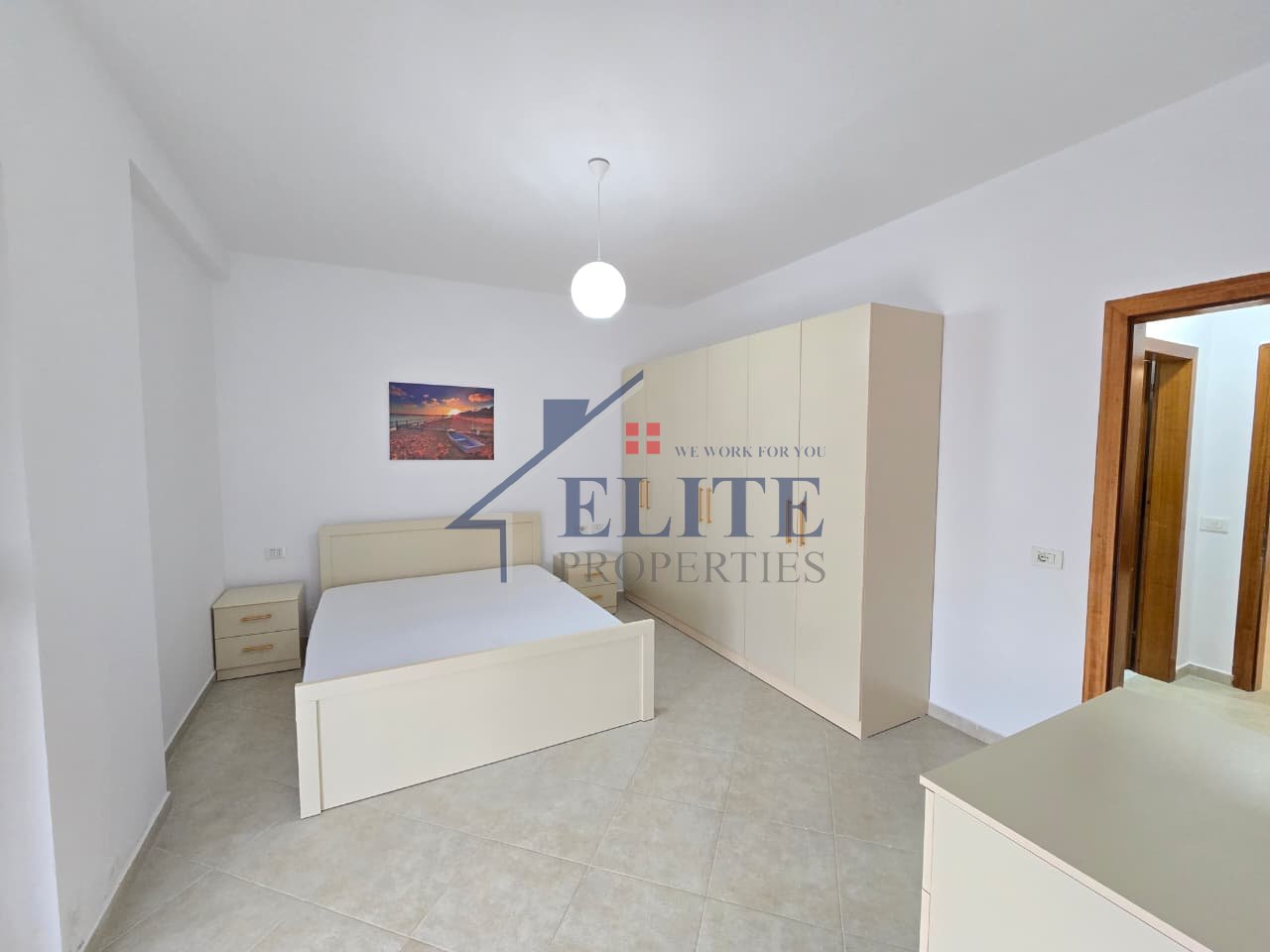 Yzberisht, appartamento con due camere da letto in affitto