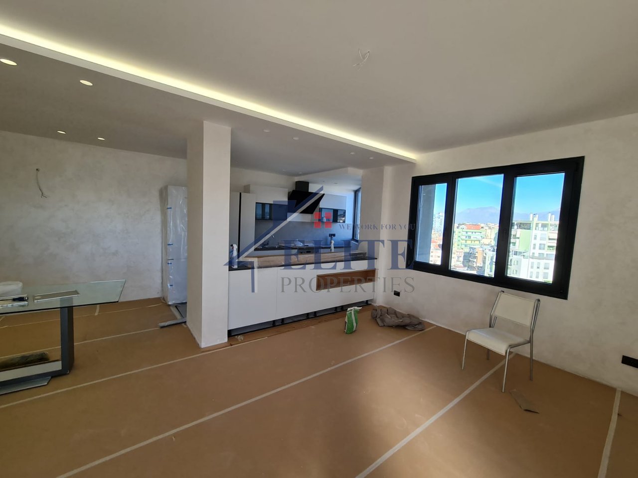 Stadiumi Dinamo, apartament 2+1 në shitje