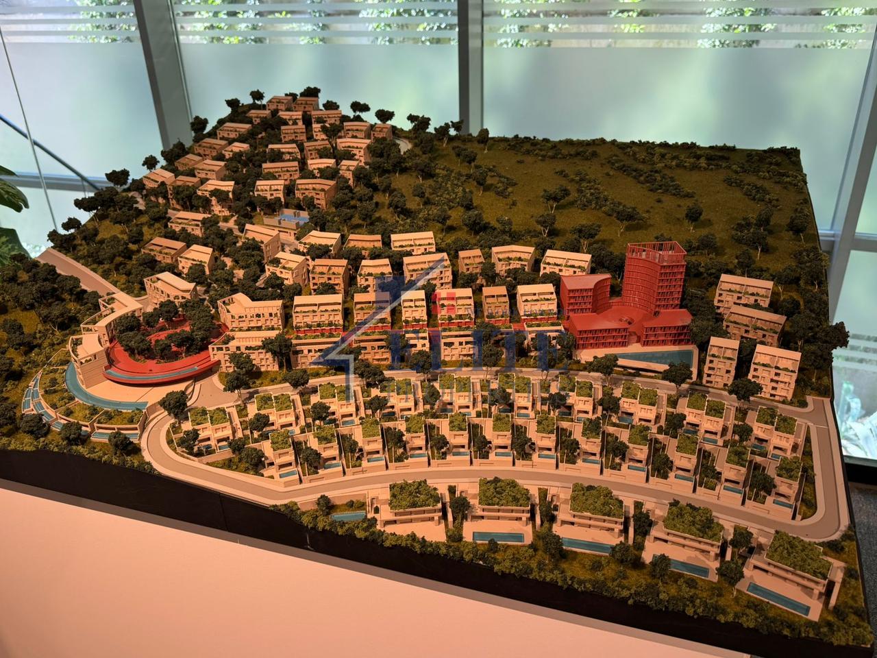 Sun Palasë, three bedroom apartment for sale