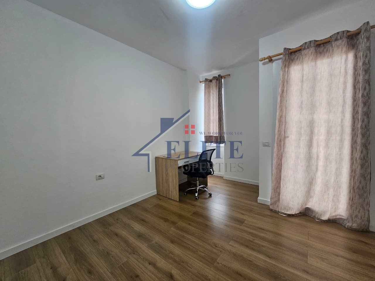 Apartament 3+1 me Qira – Ish Fusha e Aviacionit / Laprakë