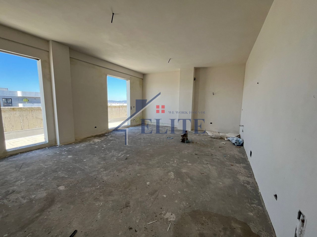 Kamez, appartamento con due camere da letto in vendita