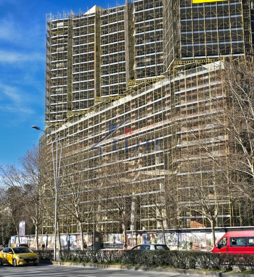 Colonnade Residence, appartamento con tre camere da letto in vendita