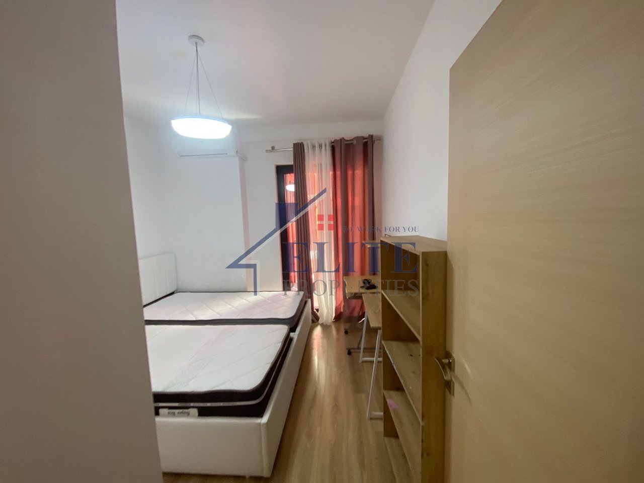 Farmacia 10, two bedroom apartment for rent