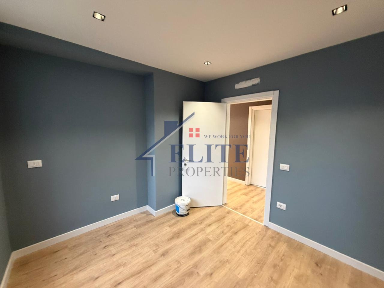 Loni Ligori Astir Street, three bedroom apartment  for rent