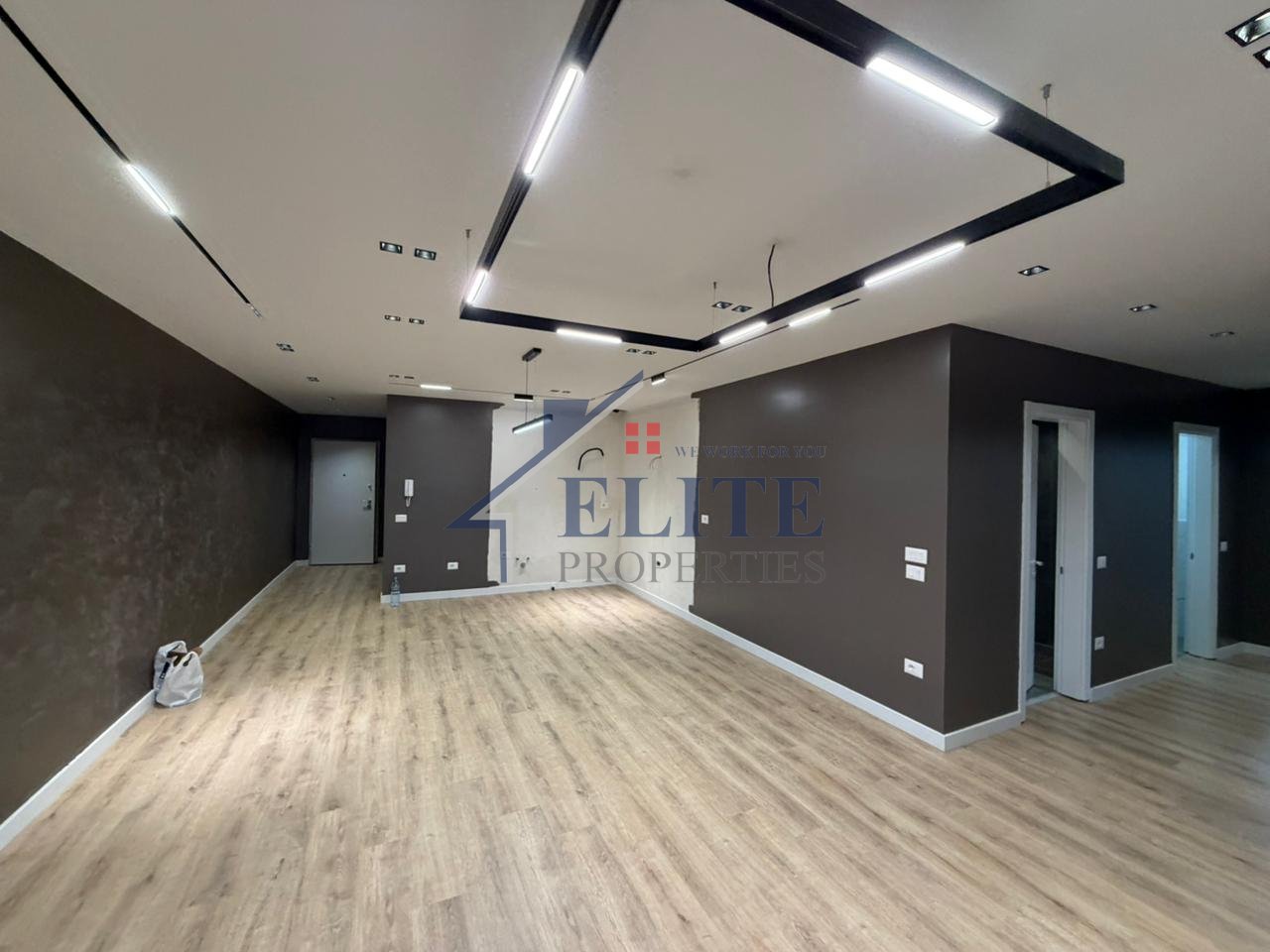 Loni Ligori Astir Street, three bedroom apartment  for rent