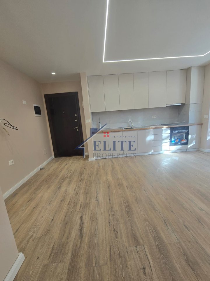 Fusha e Aviacionit – two bedromm apartment for rent