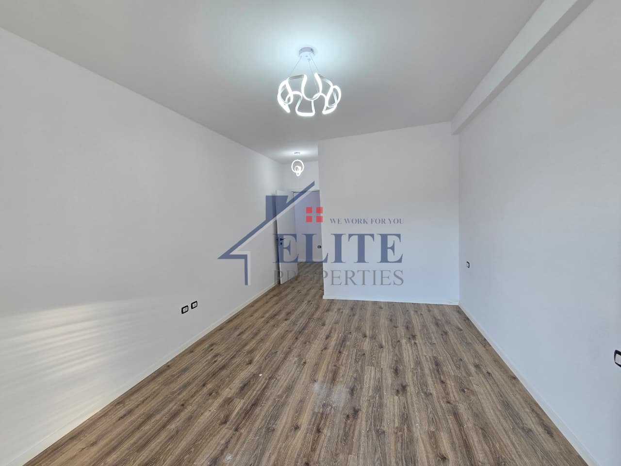 Color Splash Paskuqan, apartament 1+1 në shitje